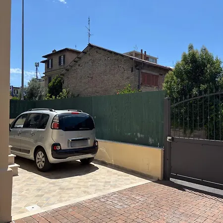 Golden Hour Roma